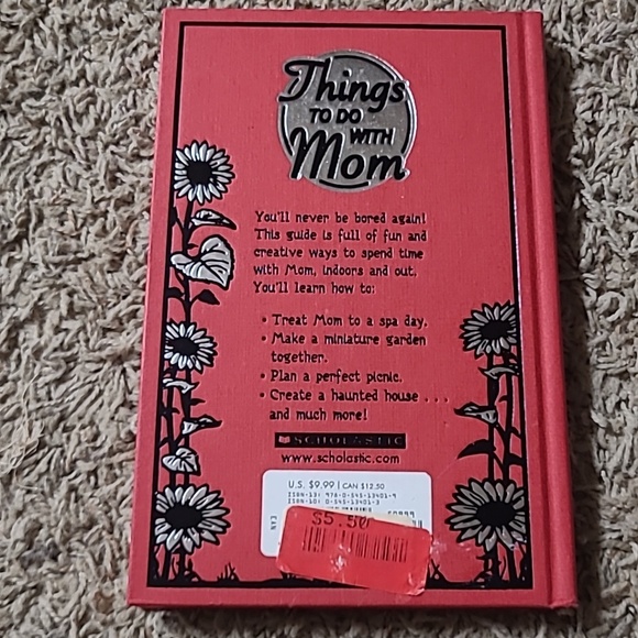Things to Do With Mom: Lots of Fun for Everyone (Best at Everything) Hardcover - Picture 8 of 9